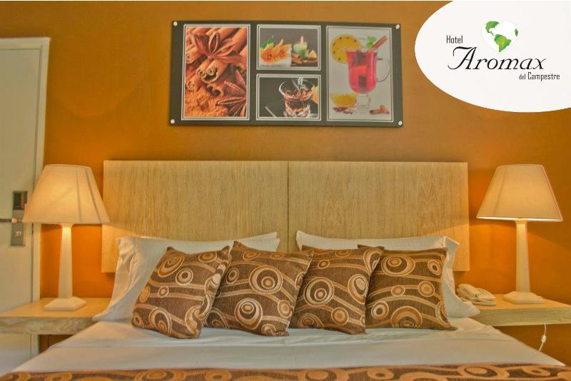 Hotel Aromax Del Campestre Medellín Exterior foto